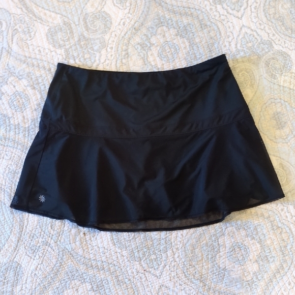 Athleta Dresses & Skirts - Athleta Black Mini Skirt